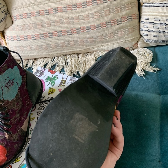 Free people tapestry boots - Picture 3 of 5